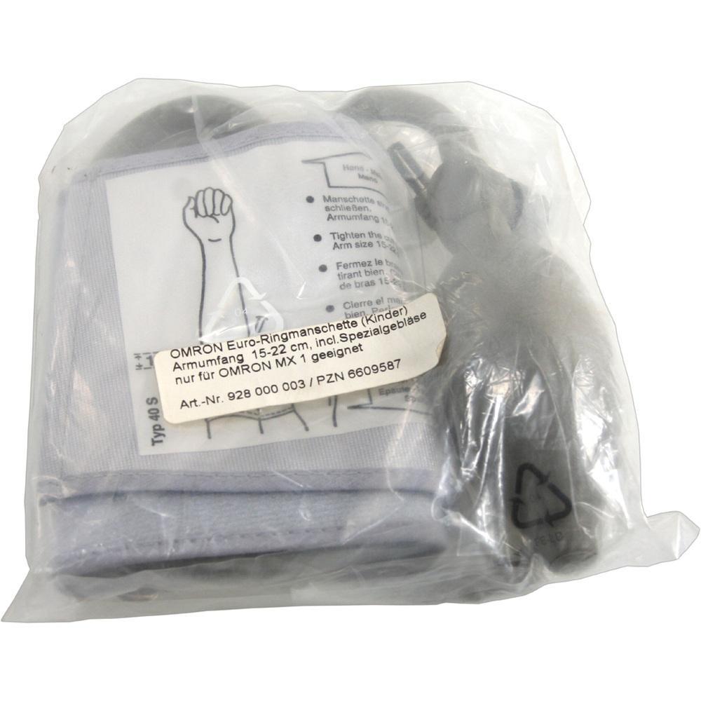Ein verpacktes Blutdruckmessgerät für Kinder von OMRON.